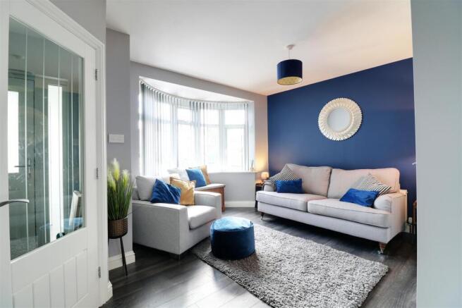 FRONT LOUNGE/SITTING ROOM measuring