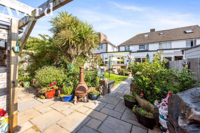 Millcross Road, 17-016.JPG