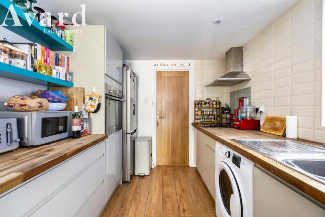 Vere Road, 48A-013.JPG