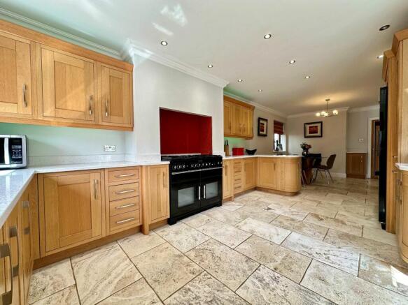 Kitchen/Breakfast room