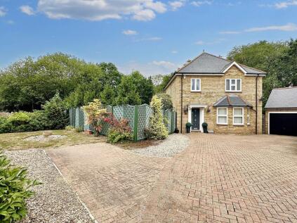 Thistle Close, Noak Bridge, SS15