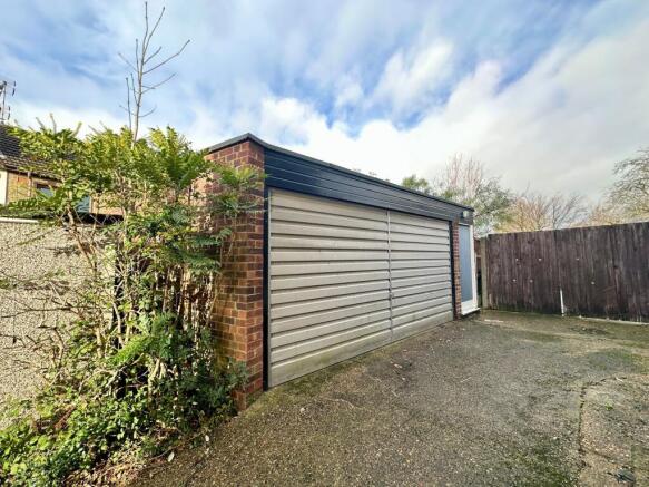 Garage to rear