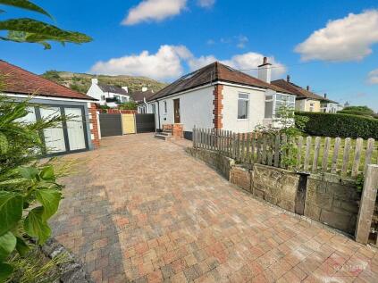 Dyserth - 3 bedroom detached bungalow for sale