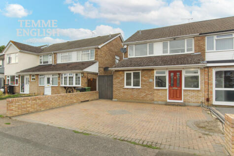 Ozonia Way, Wickford, Essex, SS12