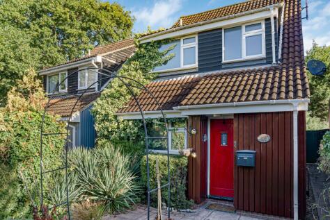 Steeplefield, Leigh-On-Sea, SS9