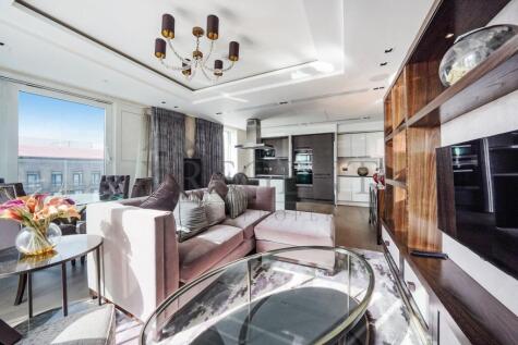 Trinity House, Kensington High St, W14