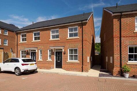 Kyle Court, Temple Ewell, Dover