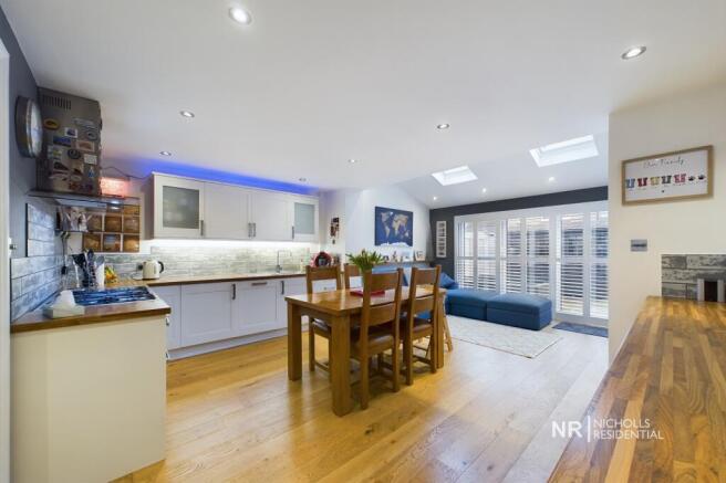 Kitchen/Dining Room