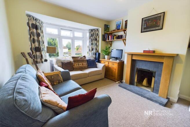 Lounge/Dining Room