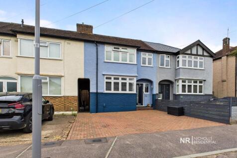 Parbury Rise, Chessington, Surrey. KT9