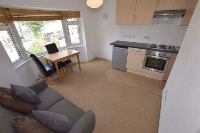1 Bedroom Flat To Rent In Selborne Gardens Hendon Nw4