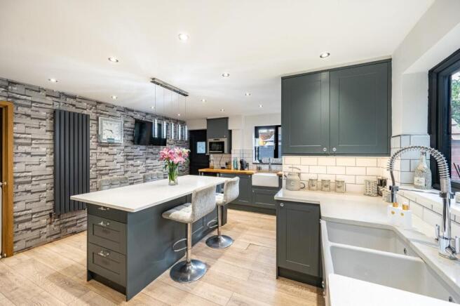 Kitchen/Breakfast Room