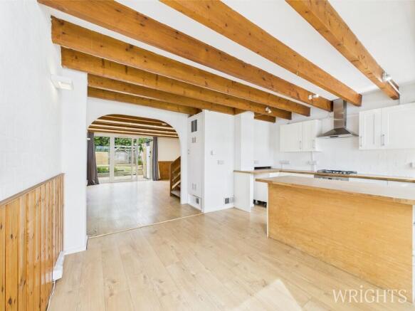 CAM02796G0-PR0415...