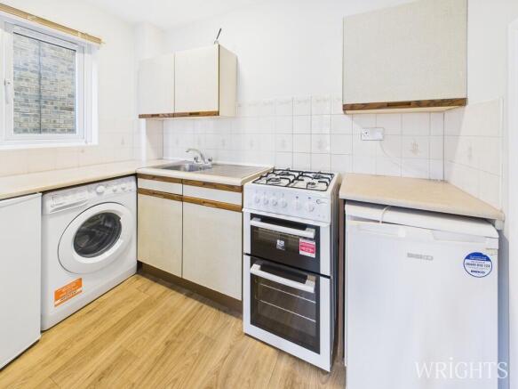 CAM05659G0-PR0042...