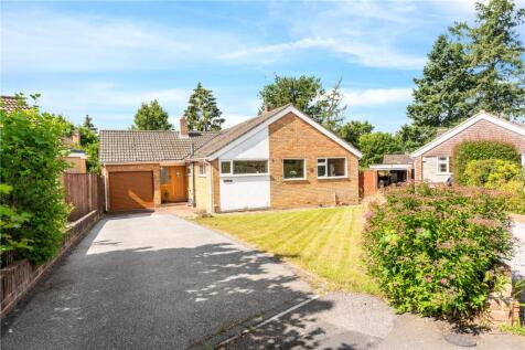 Cupernham Close, Romsey, Hampshire, SO51