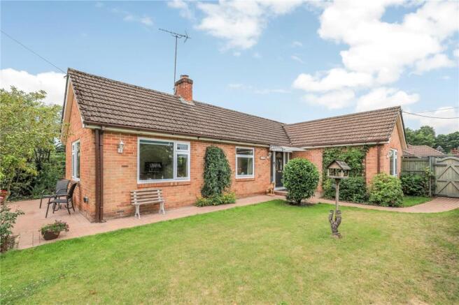 3 bedroom bungalow for sale in Hamdown Crescent, East Wellow, Romsey ...