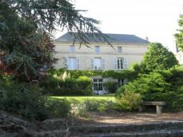 Photo of doue-la-fontaine, Maine-et-Loire, France