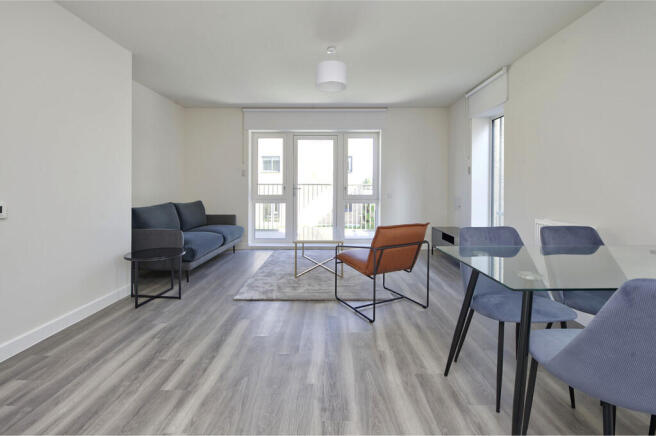 flat 6 iris hse-4...