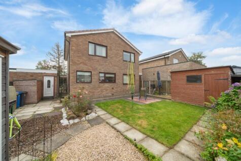 132 Boghead Road, Lenzie, G66