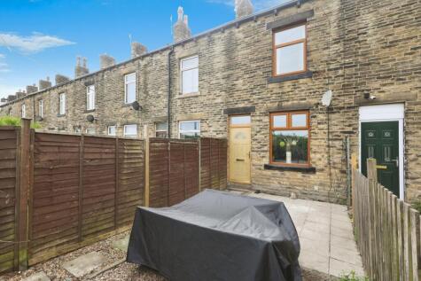Carlby Grove, Keighley, West Yorkshire, BD22
