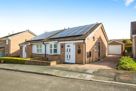 Ogden View Close, Halifax, West Yorkshire, HX2