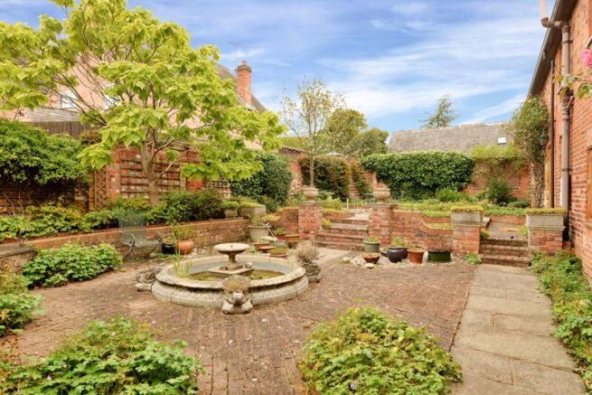 Rear Courtyard