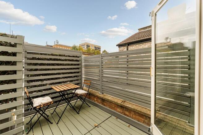 20b The Avenue-6.jpg