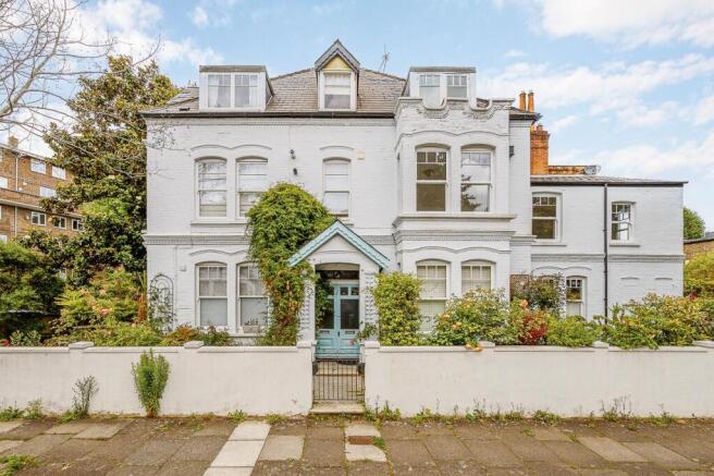 Low res - Flat 3 - 38 Fauconberg Road (1).jpg