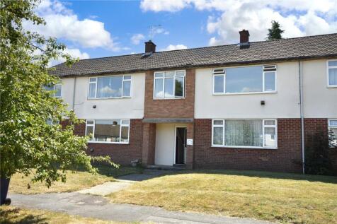 Middlefield, Farnham, Surrey, GU9