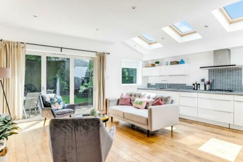 West Hampstead - 3 bedroom apartment for sale