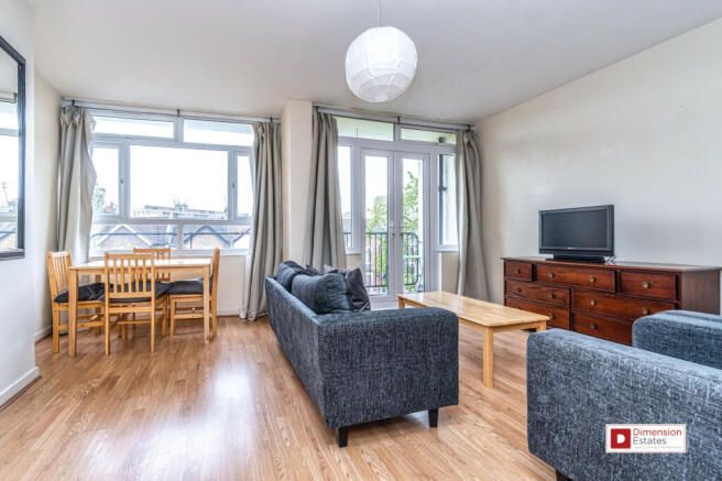 3 Bedroom Maisonette For Rent In Brett Road, Hackney Central, Dalston 