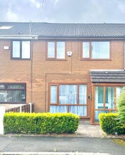 10 Falcon Drive, Chadderton, Oldham, OL9 0EY