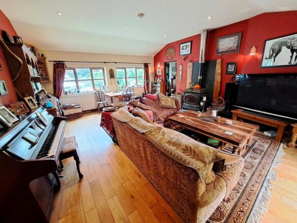 Living/Dining Room