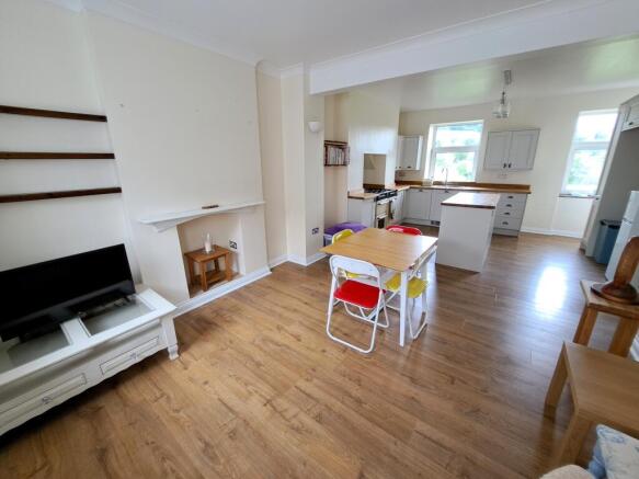 Kitchen/Dining Room