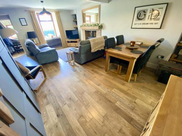 Lounge/Dining Room