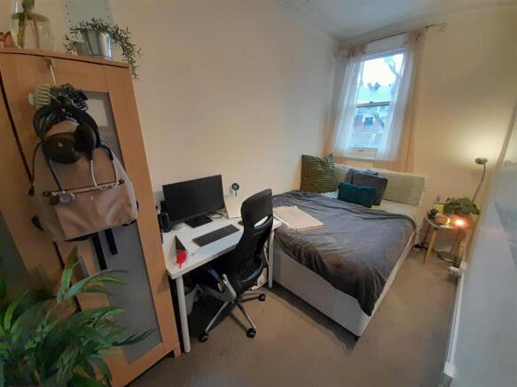 3. Bedroom 1.jpg