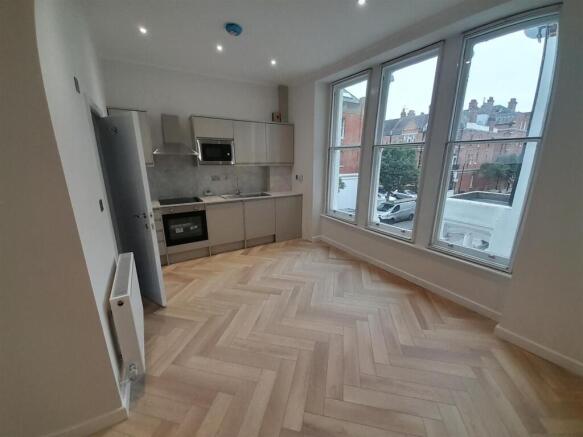 2. Comeragh Road Studio.jpg