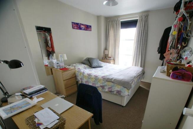 3. Bedroom 1.jpg