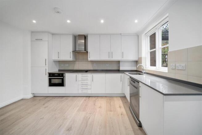 Brompton Park Crescent 234 SW6 PH9.jpg