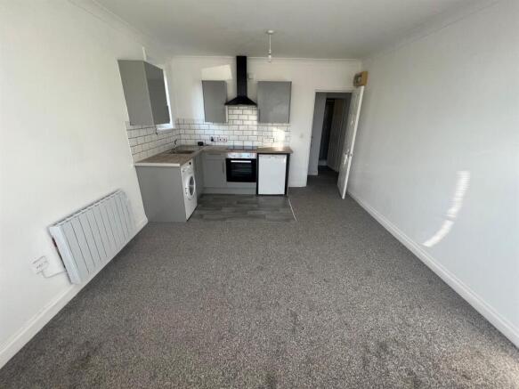 Flat 1