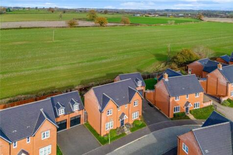 Tarvers Way, Adderbury, Banbury, Oxfordshire, OX17