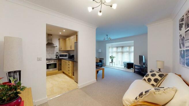 2 bedroom flat  for sale Canterbury