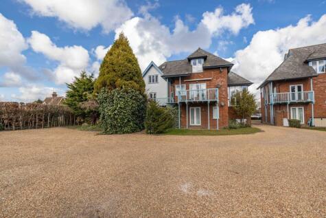 Canterbury Road, Canterbury, Kent, CT1