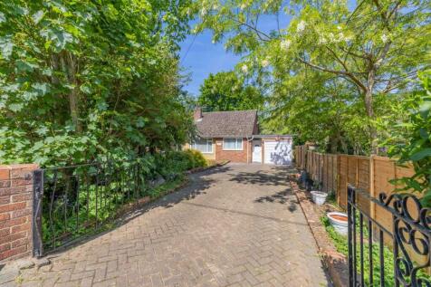 Bolts Hill, Chartham, Canterbury, Kent, CT4