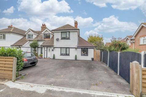 The Crescent, Chartham, Canterbury, Kent, CT4
