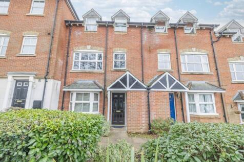 Gardeners Place, Chartham, Canterbury, Kent, CT4