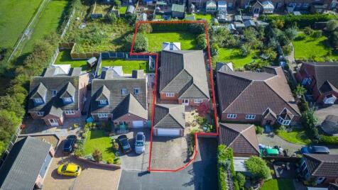 Grovewood Close, Misterton