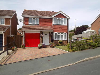 Grasmere Close, Eastbourne, BN23 8JE