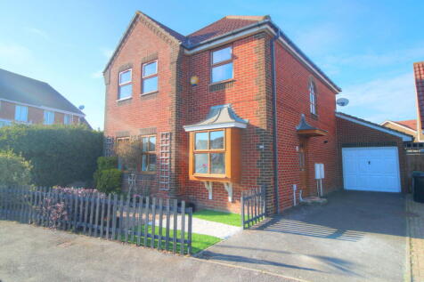 Rotherfield Avenue, Eastbourne, BN23 8JQ