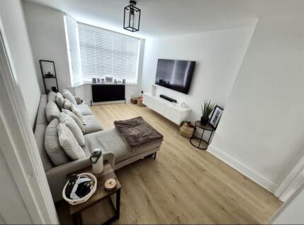 Lincroft Crescent, Coundon, Coventry